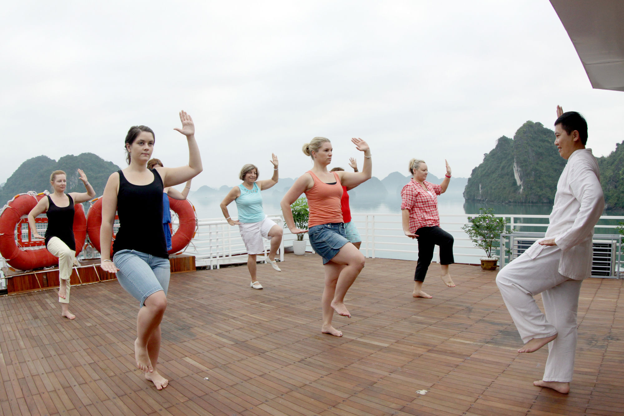 Huong Hai Sealife Cruise Ha Long Eksteriør billede